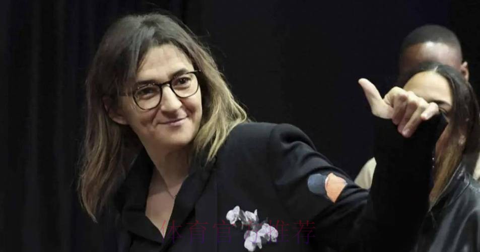 西媒:姆巴佩签约皇马只差官宣 其母亲正在找房子 西媒:姆巴佩签约皇马只差官宣 其母亲正在找房子